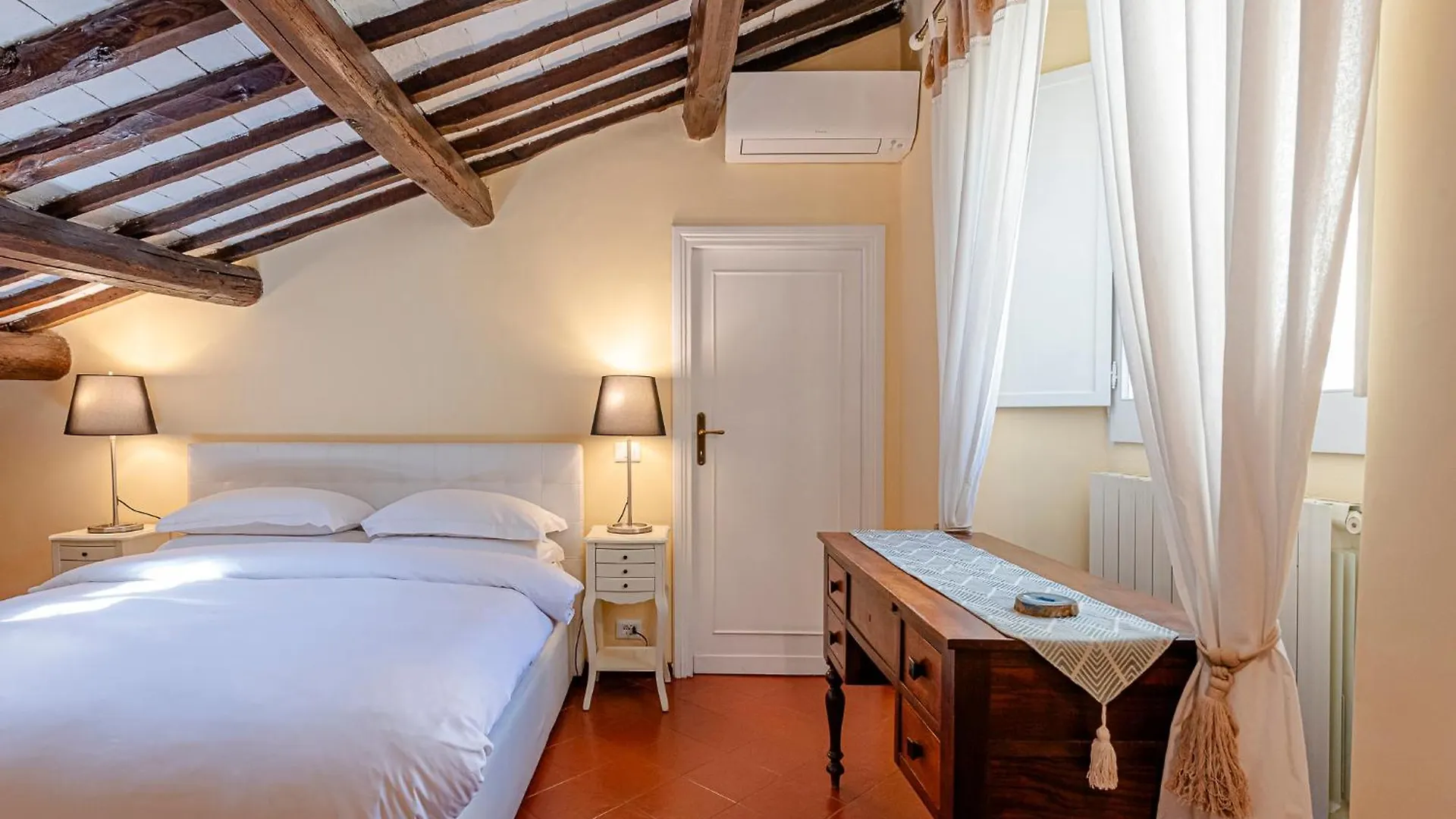 Luxury Apartment Pantheon Roma 0*,